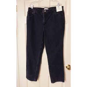 Abercrombie & Fitch Black The 90's Straight Ultra High Rise Jeans Short